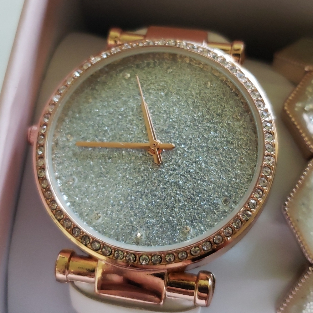 Watch ⌚ - Picture 6 of 8